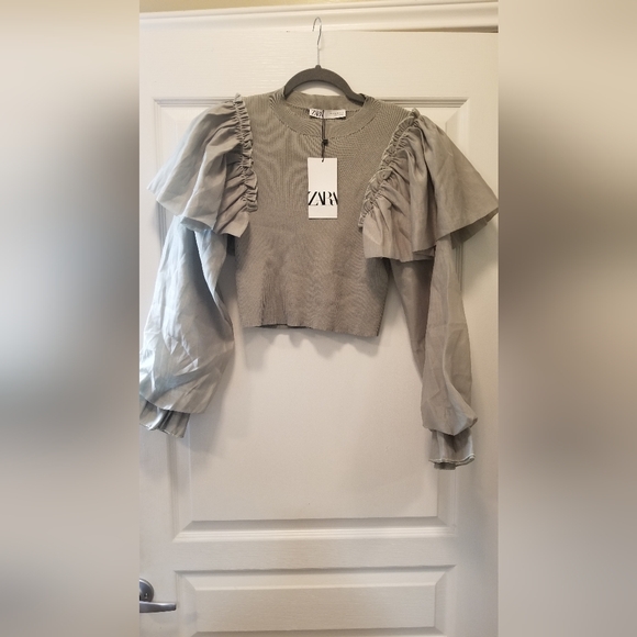 **SALE** Zara Knit Victorian Style Top sz M (Green) NWT - Picture 1 of 3